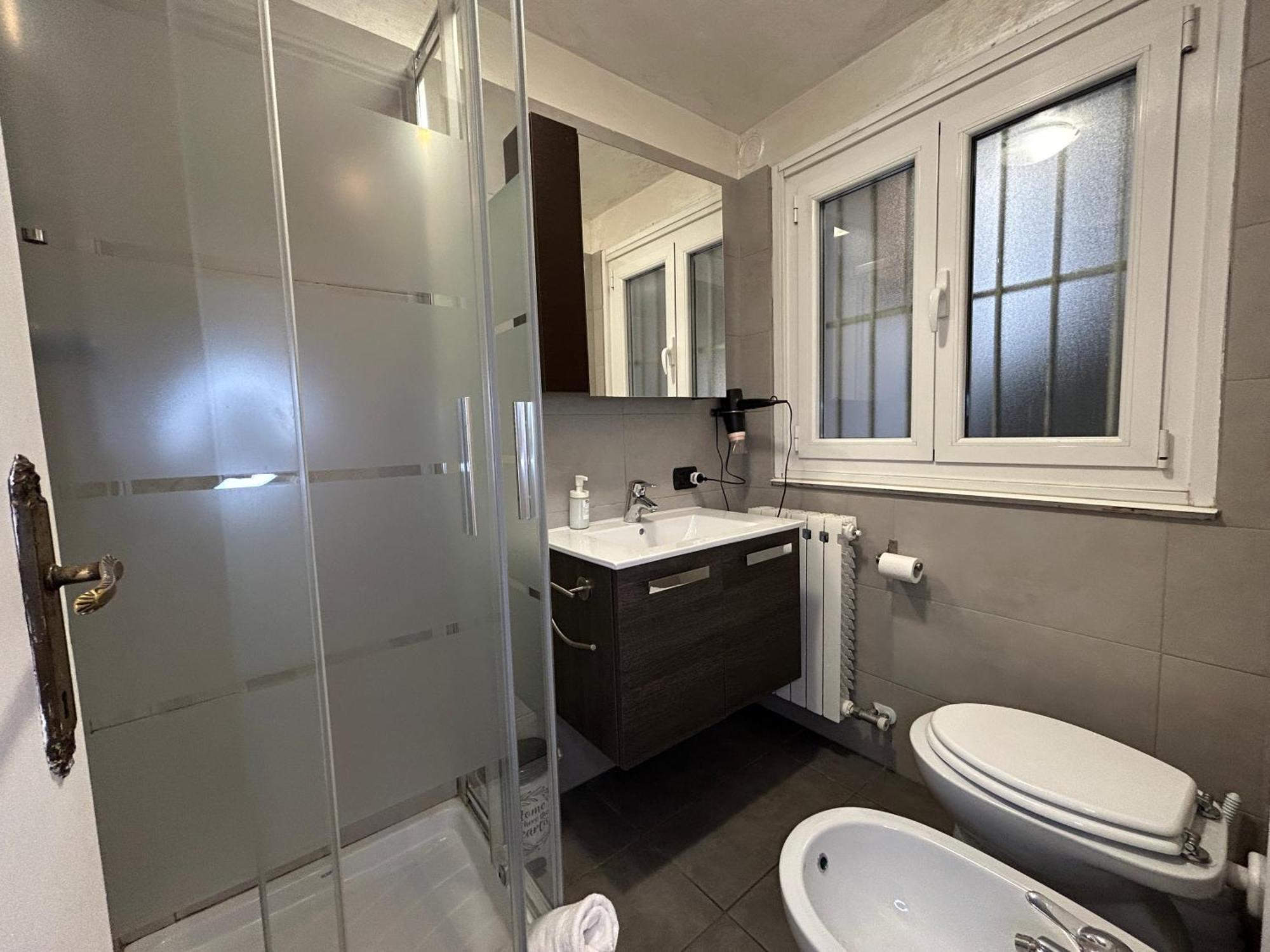 Alessandro 82 - Immobili E Soluzioni Rent Бергамо Экстерьер фото