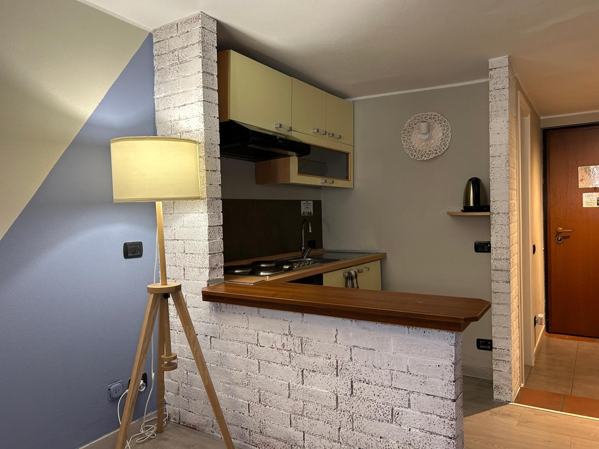 Alessandro 82 - Immobili E Soluzioni Rent Бергамо Экстерьер фото
