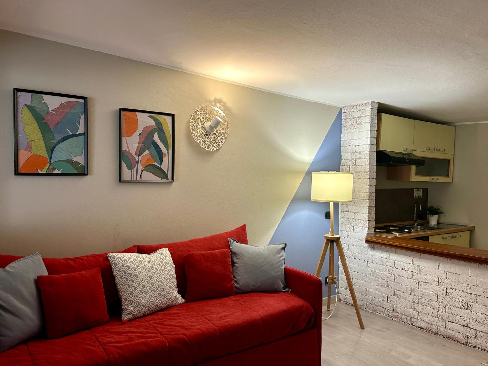 Alessandro 82 - Immobili E Soluzioni Rent Бергамо Экстерьер фото
